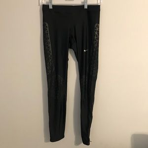 Athletic Nike leggings